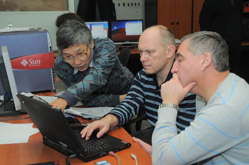 В РКК "Энергия" проведены занятия  по программе подготовки экипажей МКС-39/40 (25.12.2013)