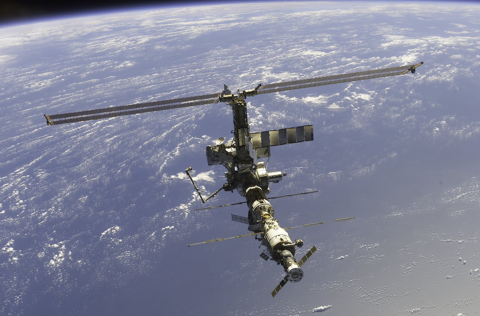 Международная космическая станция 2002 год