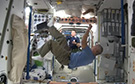 В преддверии ЧМ астронавты сыграли в космический футбол на МКС