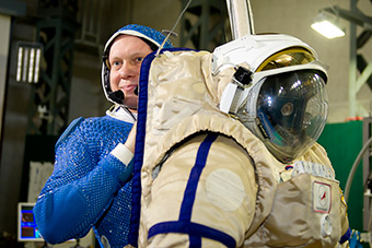 Космонавт МКС-39/40 Олег Артемьев принял участие в послеполётных научных экспериментах
