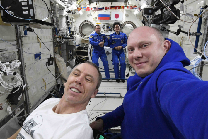 Putin, Abe speak with astronauts on International Space Station from Kremlin
