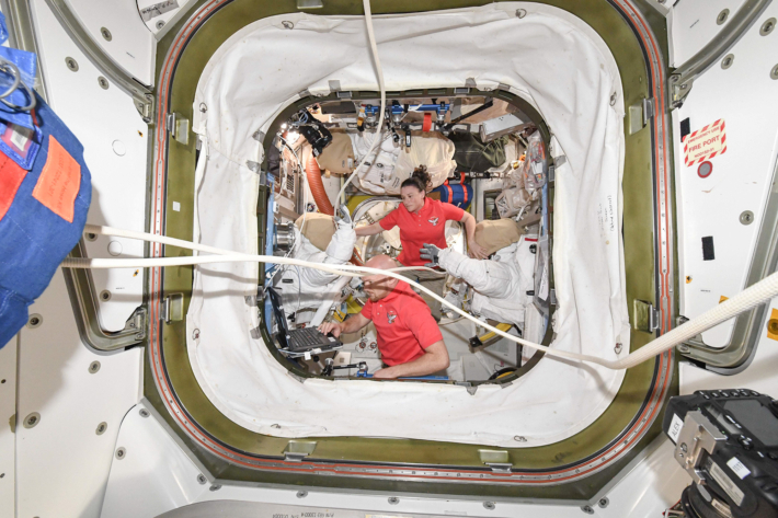 Spacewalk Preparation (EV2)