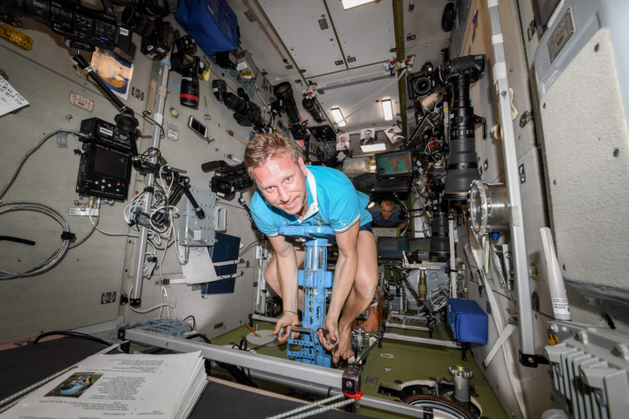 Measuring the Cosmonaut’s Weight on the ISS