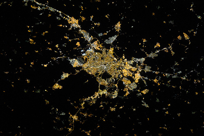 Города Мира — Ночной Мадрид, Испания